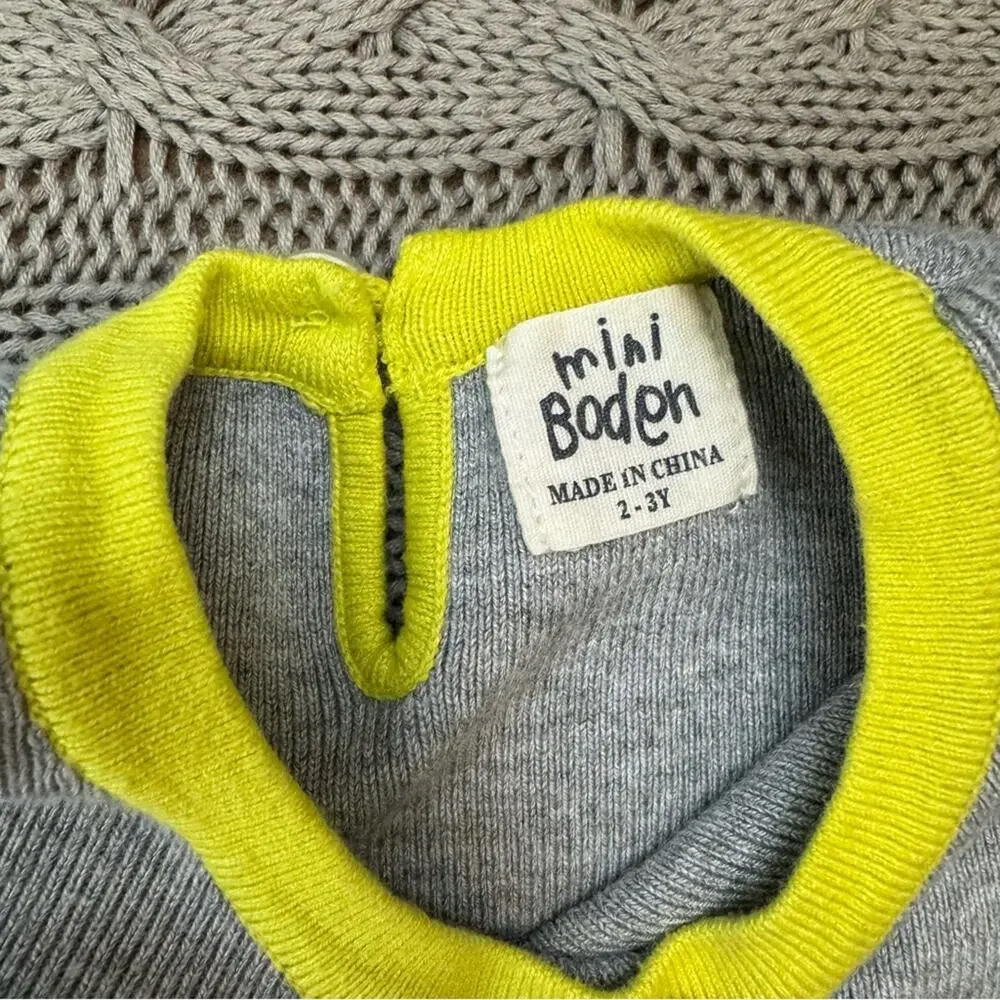 Mini Boden Stylish Gray and Blue Chevron Kids Dress ~ 2/3